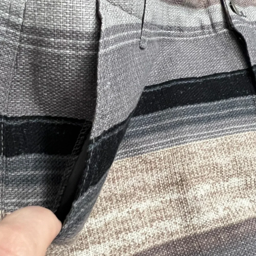 Old Navy Striped Basketweave Mini‎ Skirt Gray Beige Black Multicolor Women's  6